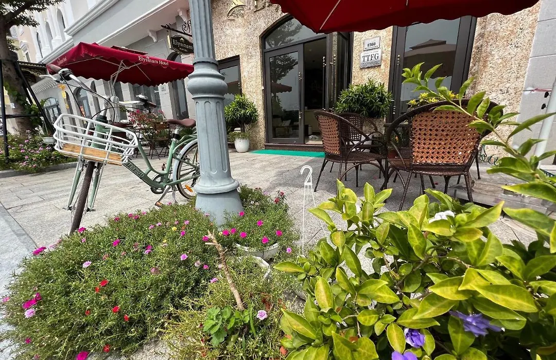 Elysinam Boutique Hotel Ha Long-1